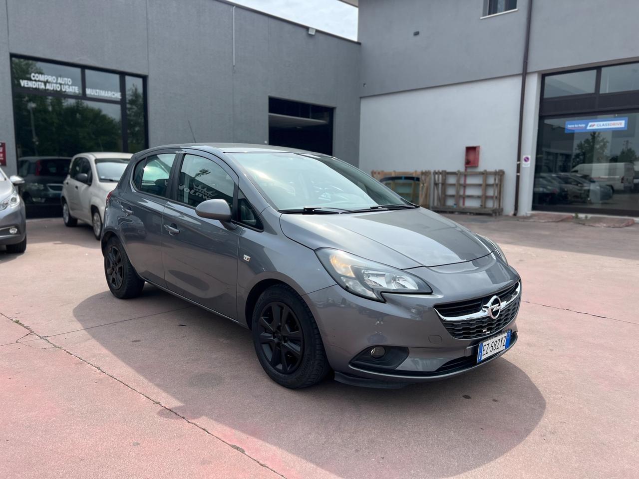 Opel Corsa 1.2 5 porte