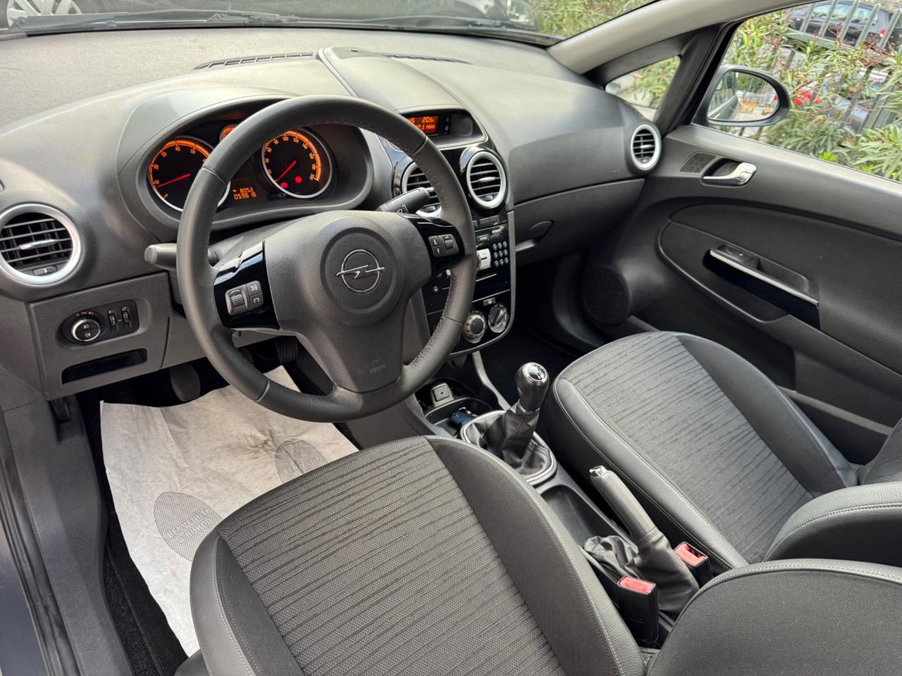 OPEL CORSA 1.2 NEOPATENTATI KM 59MILA