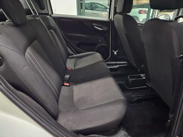 Fiat Punto Punto III 2012 5p 1.2 Lounge E6