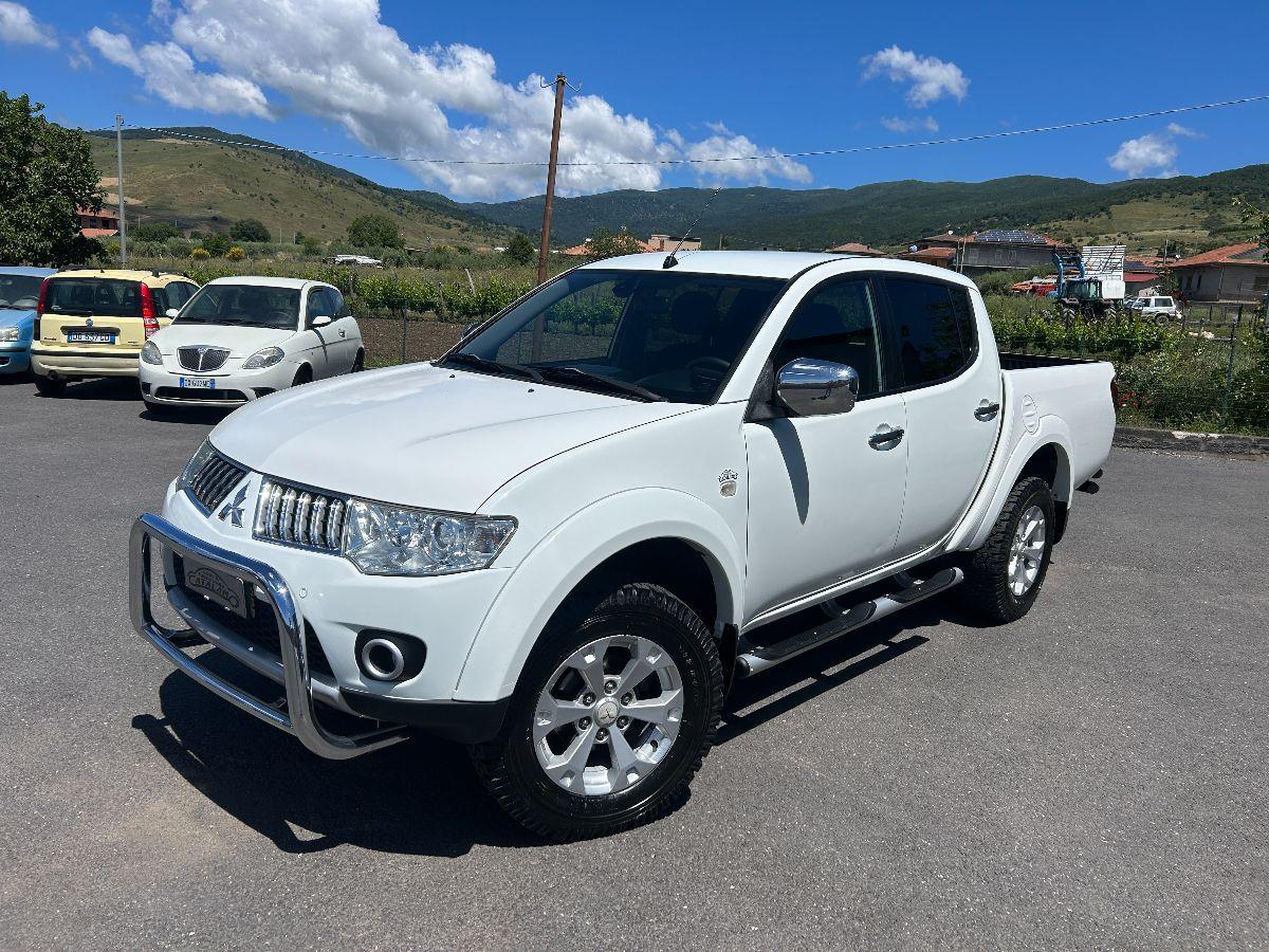 MITSUBISHI - L200 d.cab 2.5 di-d Intense Plus 178cv