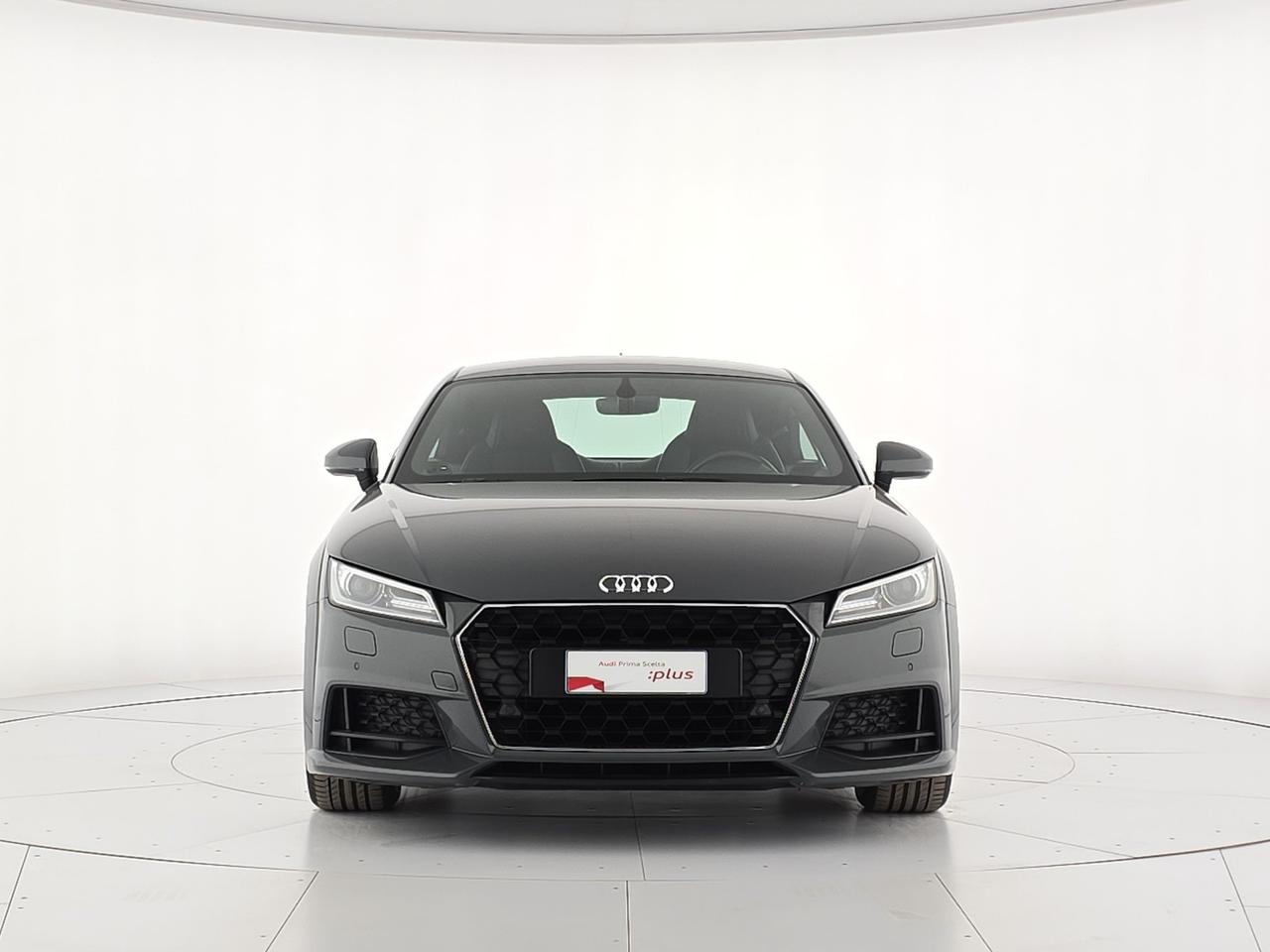 Audi TT 40 2.0 tfsi s-tronic