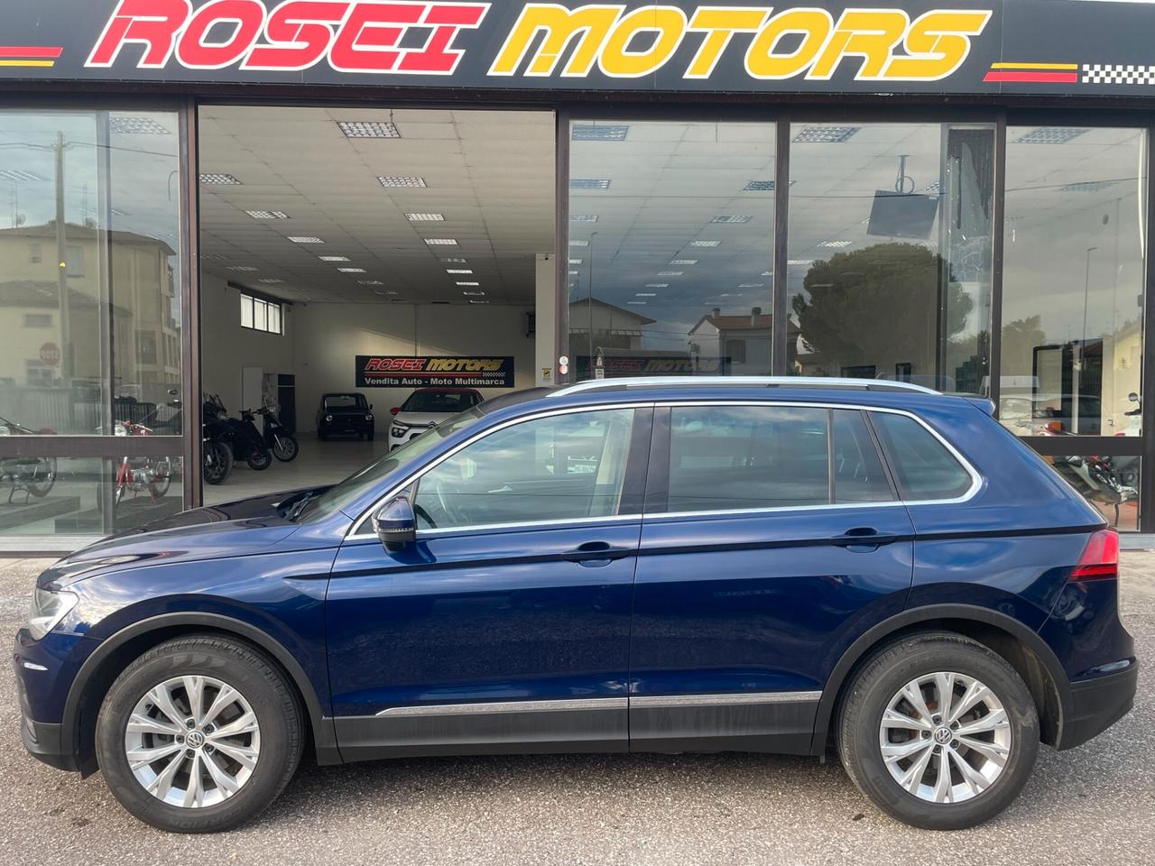 Volkswagen Tiguan 2.0 TDI SCR DSG Business BlueMotion Technology