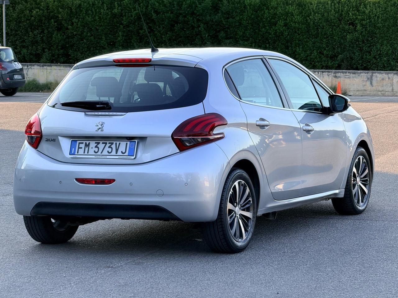 Peugeot 208 5 porte Allure !!GARANZIA!!