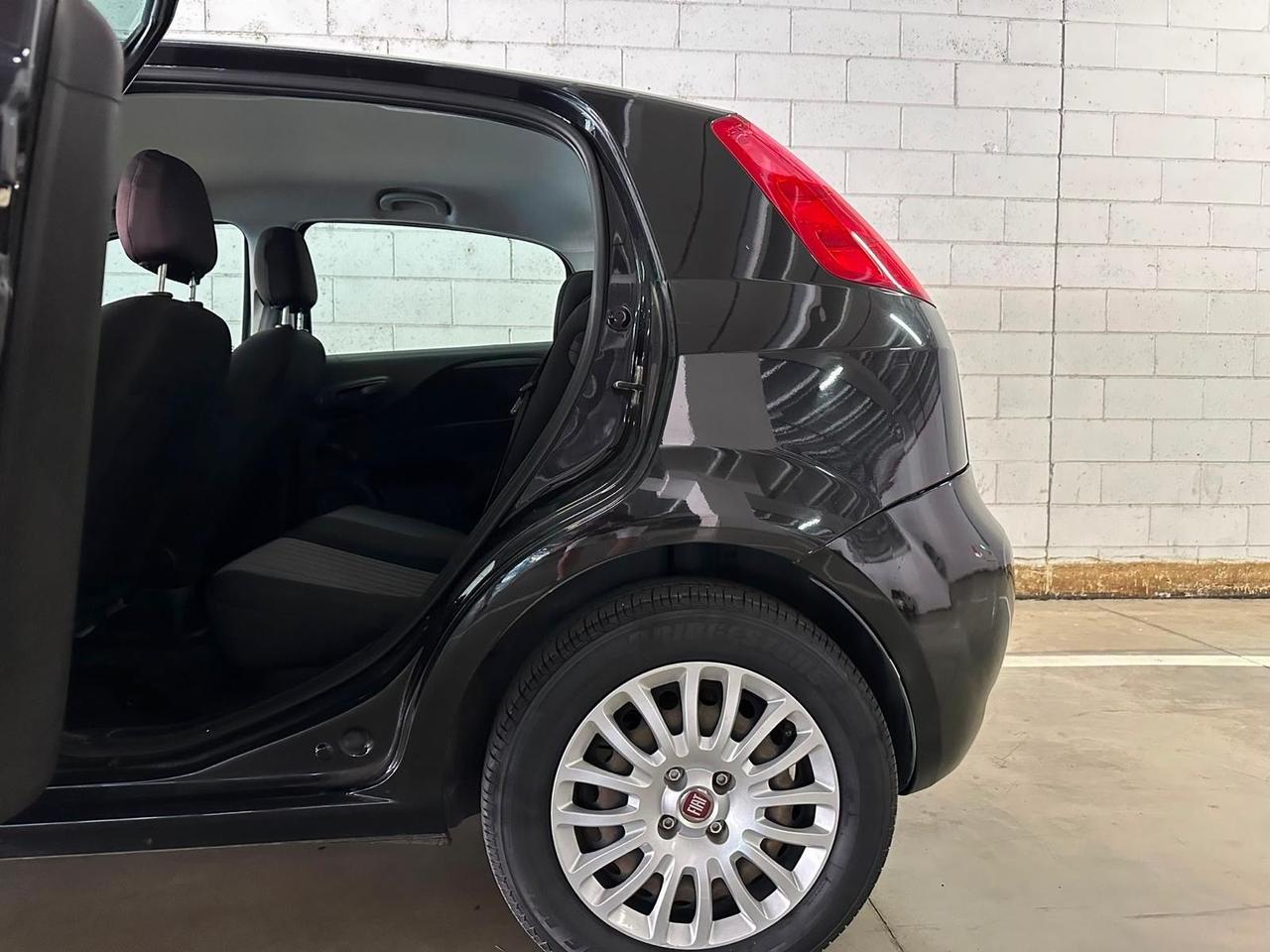 Fiat Punto 1.2 8V 5 porte Street