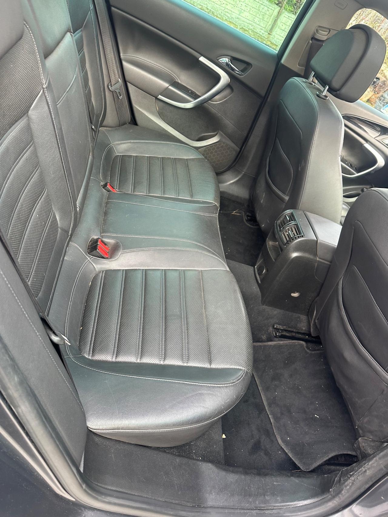 Opel Insignia 1.6 Turbo 180CV Sports Tourer Cosmo