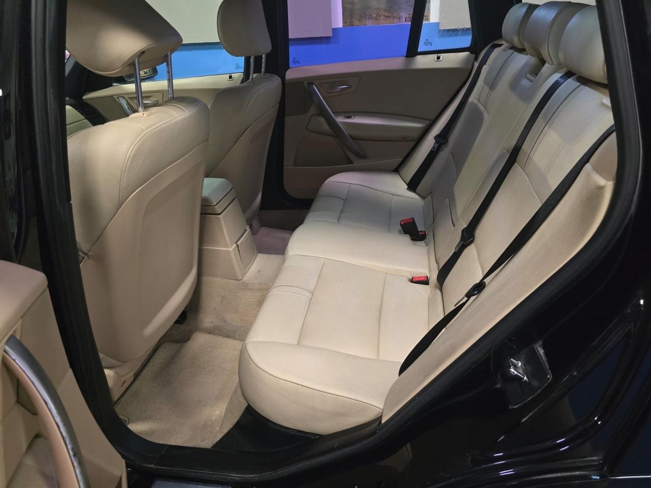 Bmw X3 2.0d cat Futura