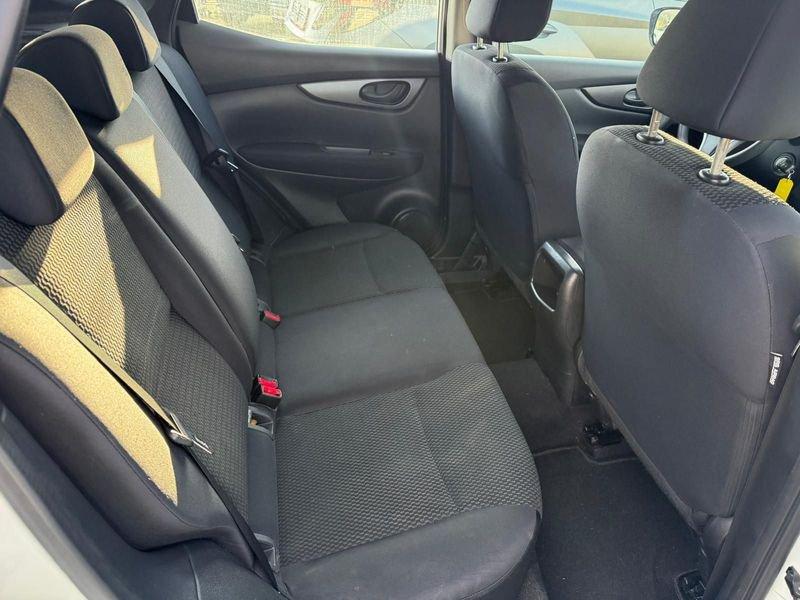 Nissan Qashqai Qashqai 1.2 DIG-T N-Vision