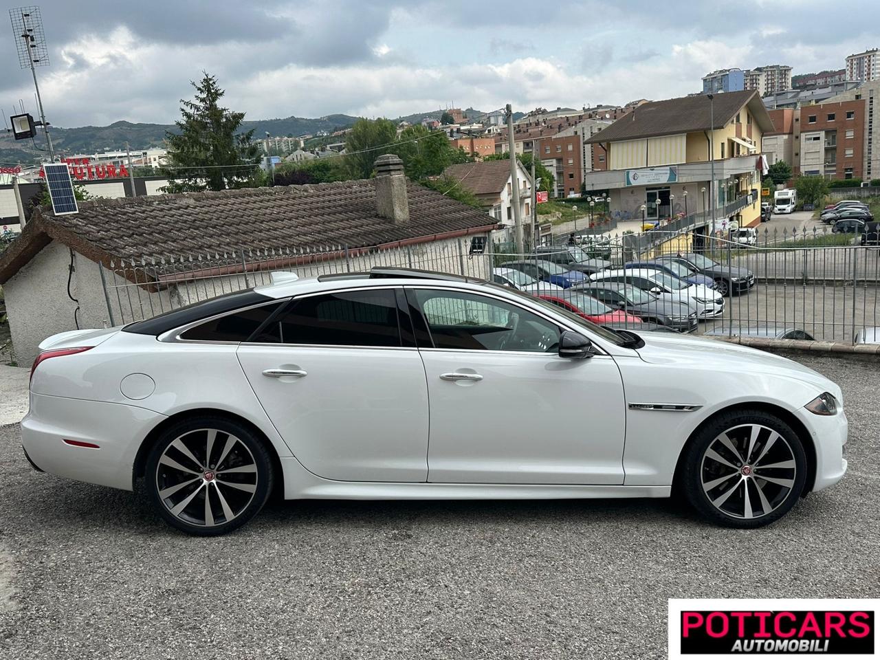 Jaguar XJ 3.0 V6 S/C 340 CV AWD R-Sport