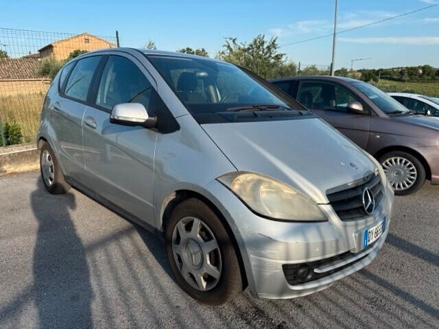 Mercedes-benz A 180 CDI Elegance - doppio treno gomme