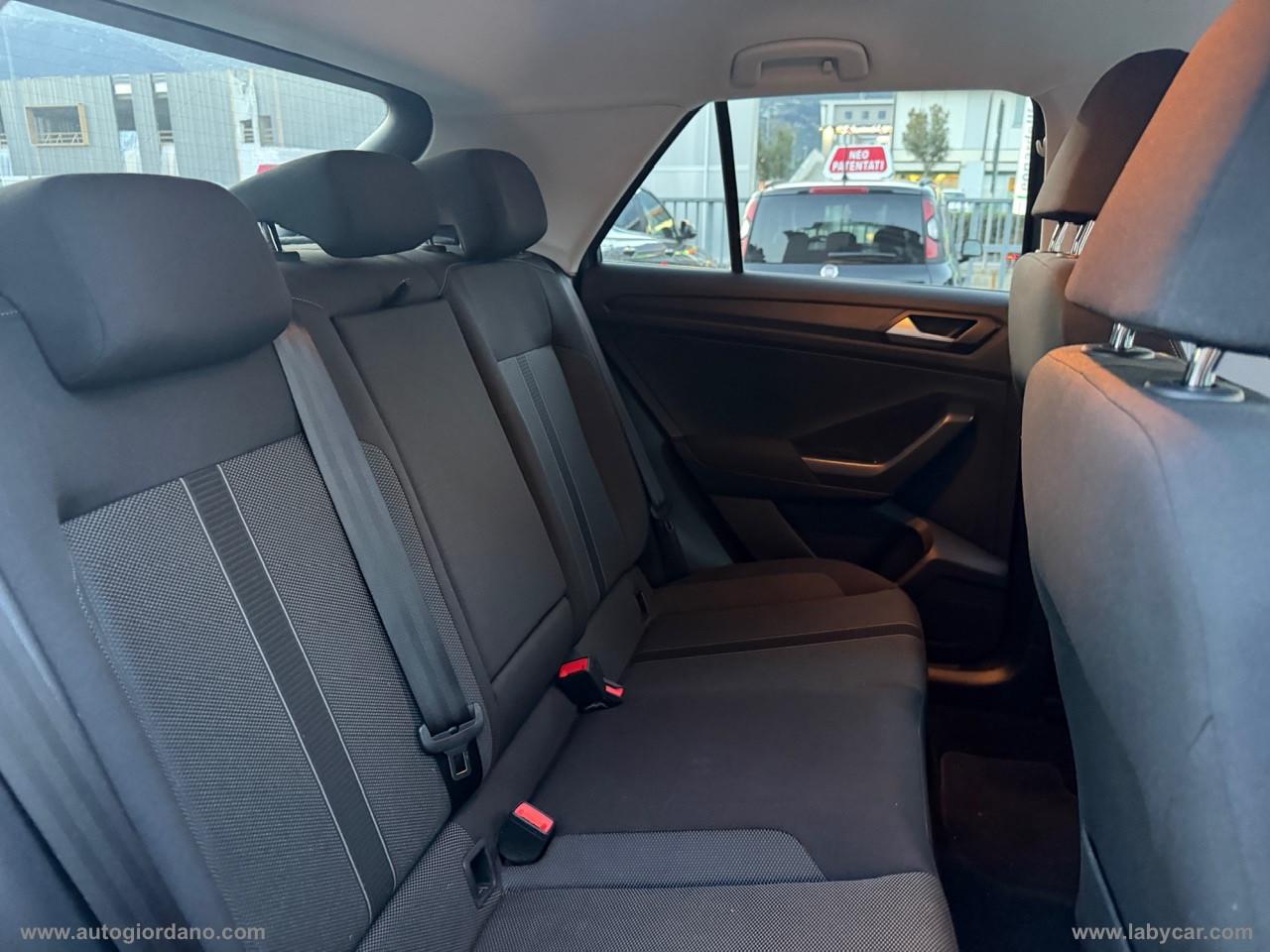 VOLKSWAGEN T-Roc 1.0 TSI Edition Plus