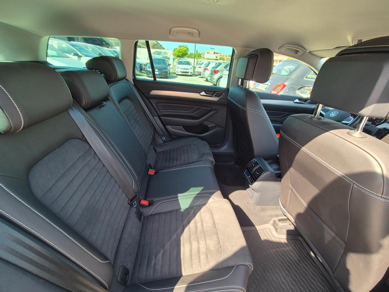 Volkswagen Passat Variant 2.0 TDI SCR EVO DSG Executive