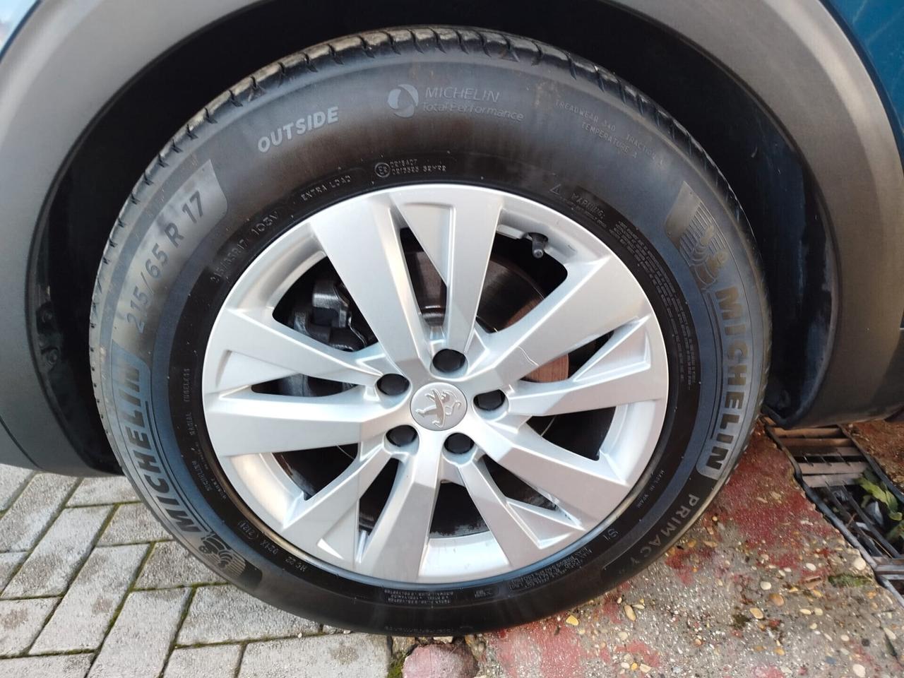 Peugeot 5008 1.5 130 CV *PREZZO VERO* 7 POSTI UNIPRO KM CERTI