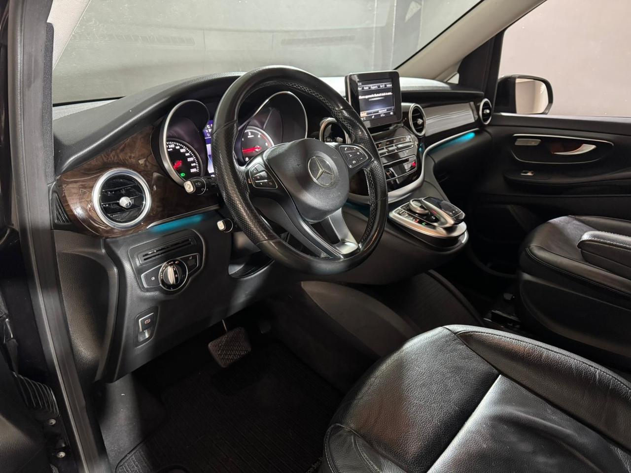 Mercedes-benz V 220 d Premium Extralong Avantgarde