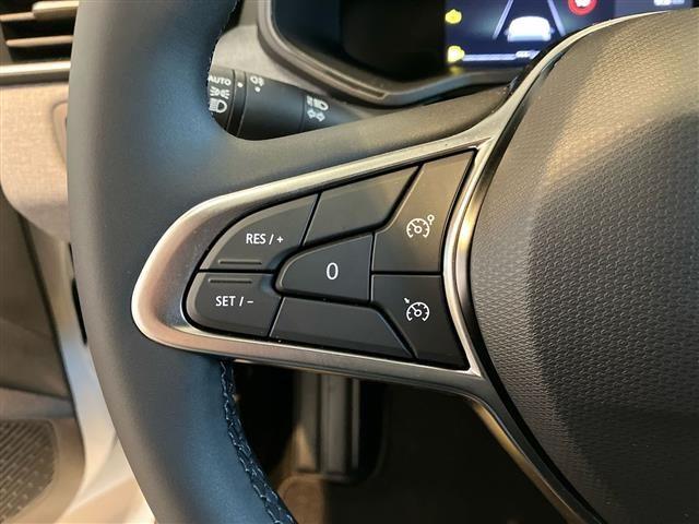 RENAULT Clio 1.0 TCe Evolution