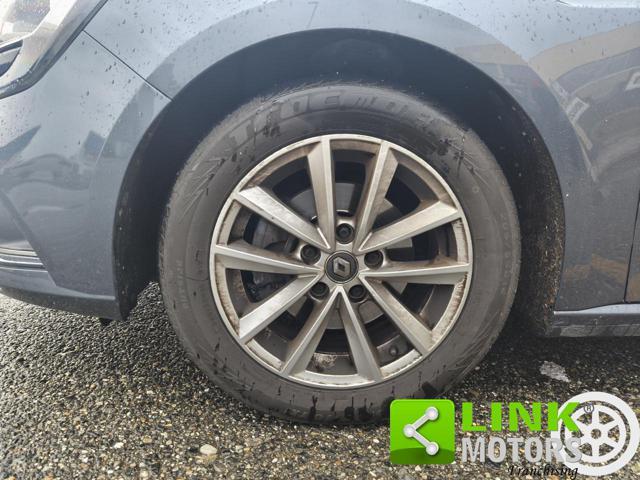 RENAULT Megane EDC SPORTER BLUE