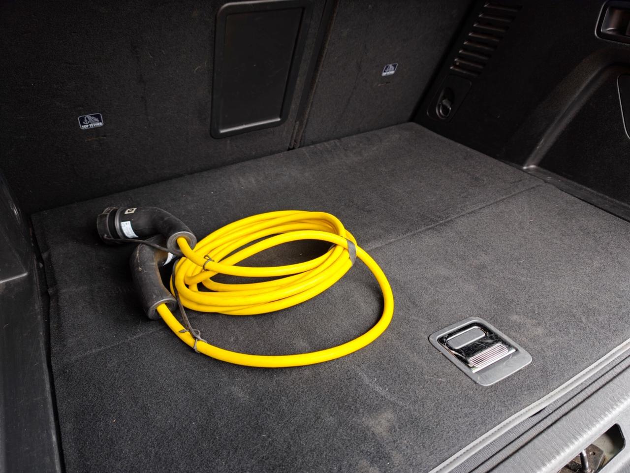 Peugeot 3008 Plug-in Allure Pack PREZZO VERO!