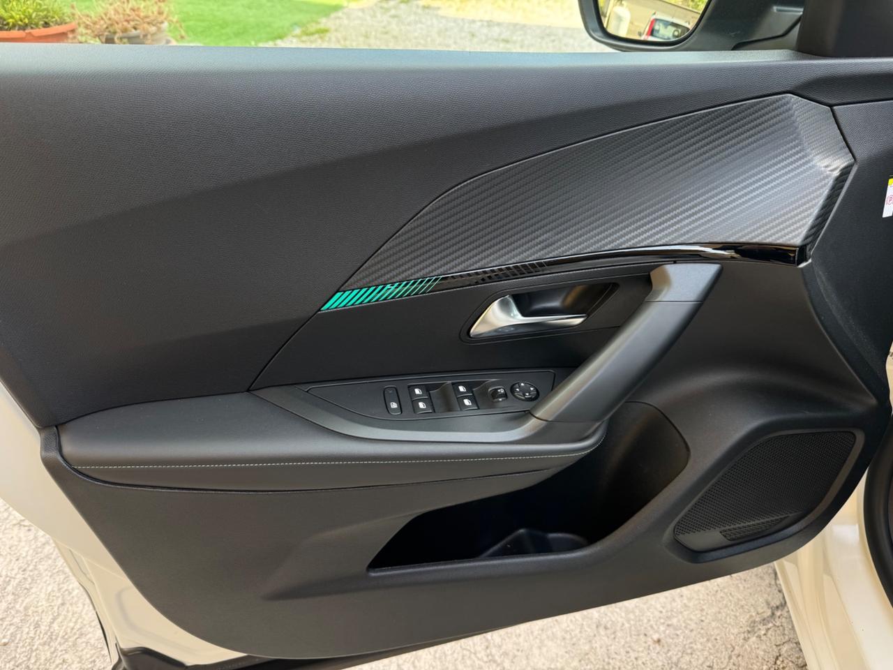 Peugeot 2008 BlueHDi 110 S&S Allure Pack