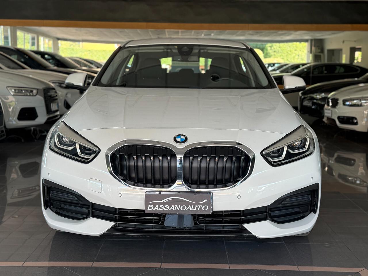 Bmw 120 120d xdrive Business 91.000 KM!!