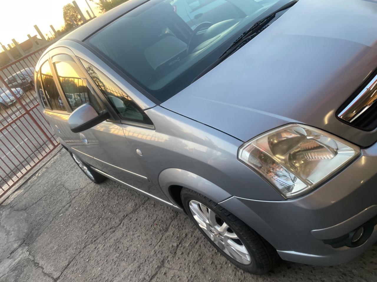 Opel Meriva 1.4 16V GPL-TECH Club