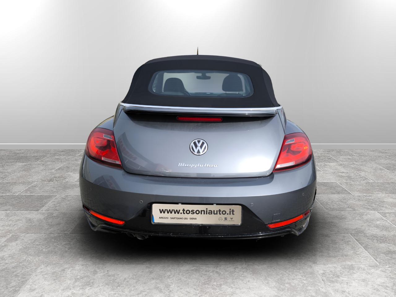 VOLKSWAGEN Maggiolino Cabrio 2.0 tdi Sport 150cv