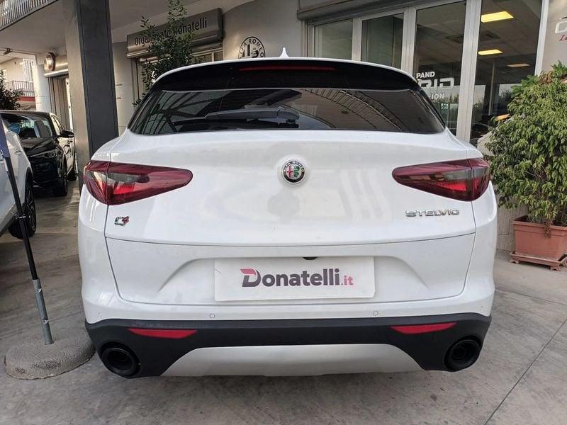 Alfa Romeo Stelvio 2.2 Turbo Diesel 190CV AT8 Q4 Business