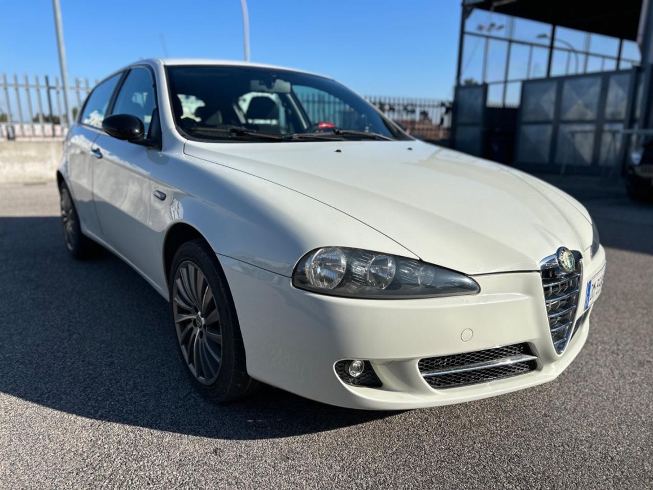 Alfa Romeo 147 1.9 JTD (120) 5 porte C'N'C