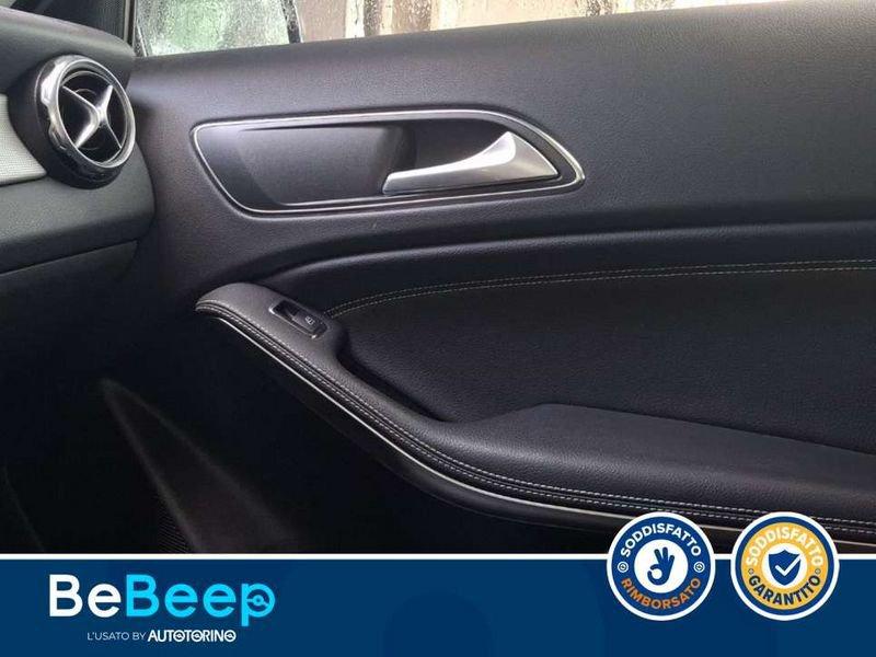 Mercedes-Benz GLA 200 D SPORT AUTO