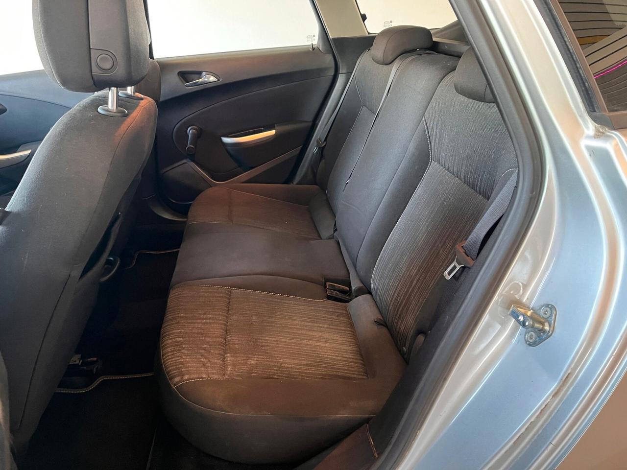 Opel Astra 1.7 CDTI 110CV Sports Tourer Cosmo