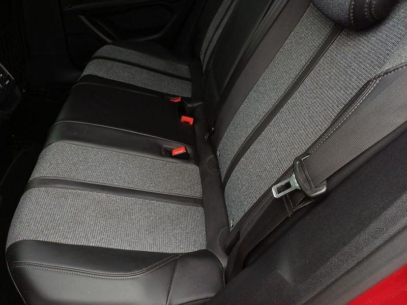 Peugeot 3008 1.5 bluehdi Allure 130cv 1°PROP-GARANZIA