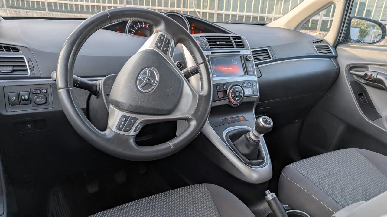 Toyota Verso 1.6 D-4D 7 posti Business Pack