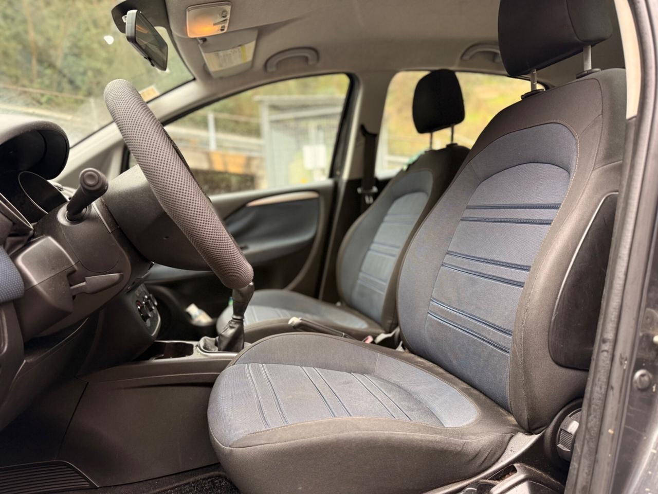 Fiat Punto Evo 1.3 Mjt 90 CV 5 porte pronta consegna