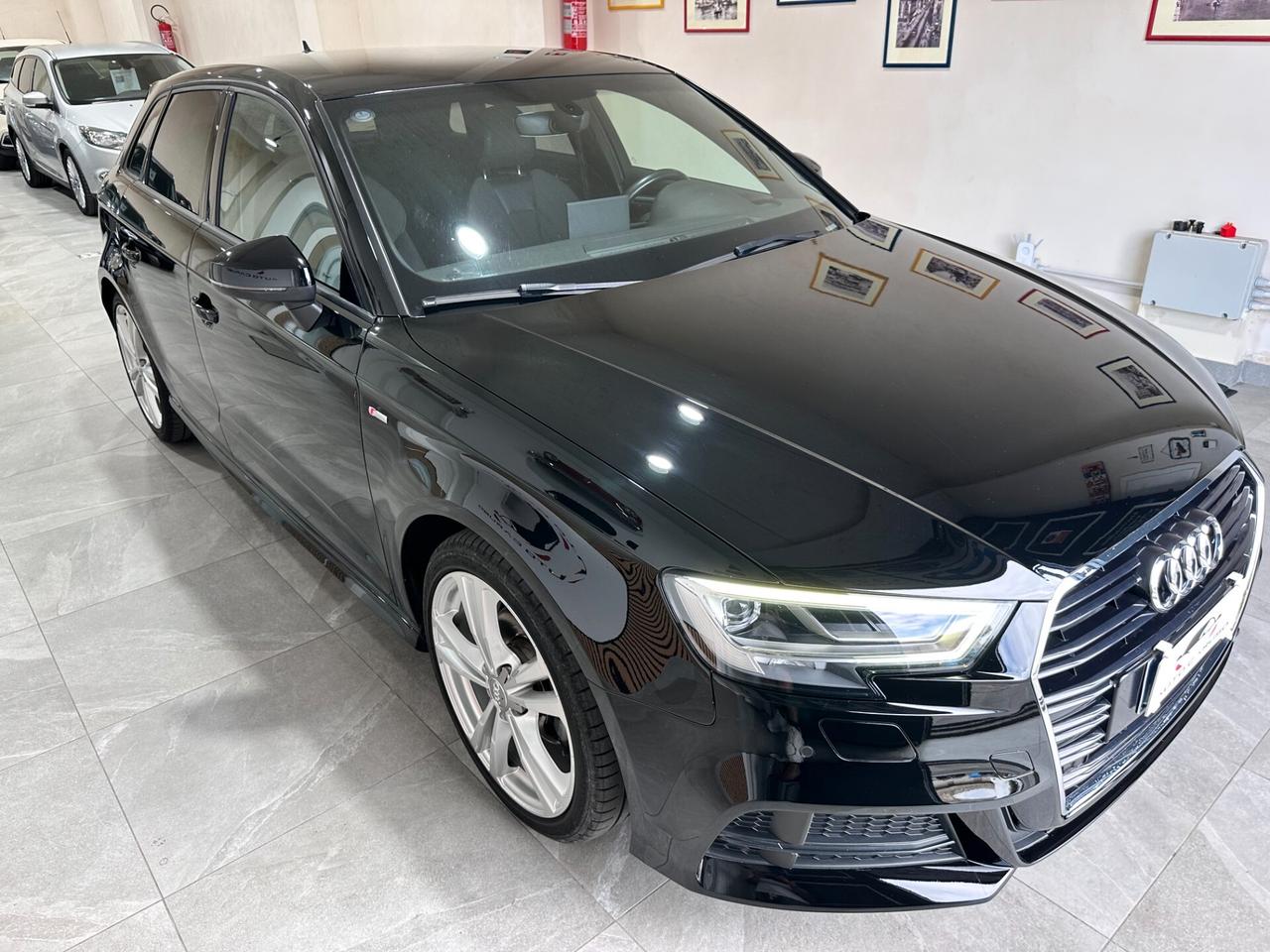 Audi A3 2.0 TDI S LINE - MANUALE - DA VETRINA - FULL