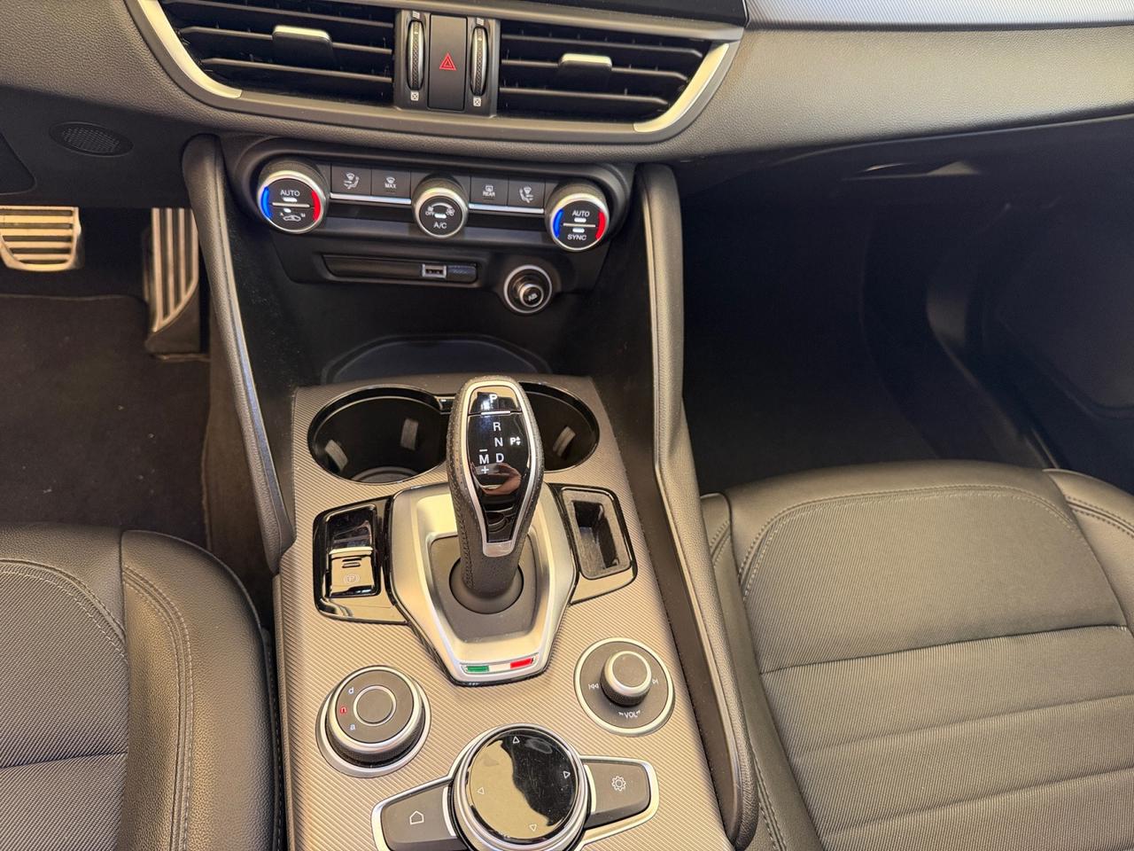 Alfa Romeo Giulia 2.2 t Sprint 160cv auto
