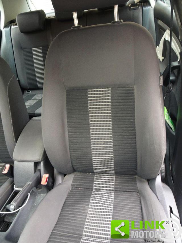 VOLKSWAGEN Golf 1.6 5p. Comfortline