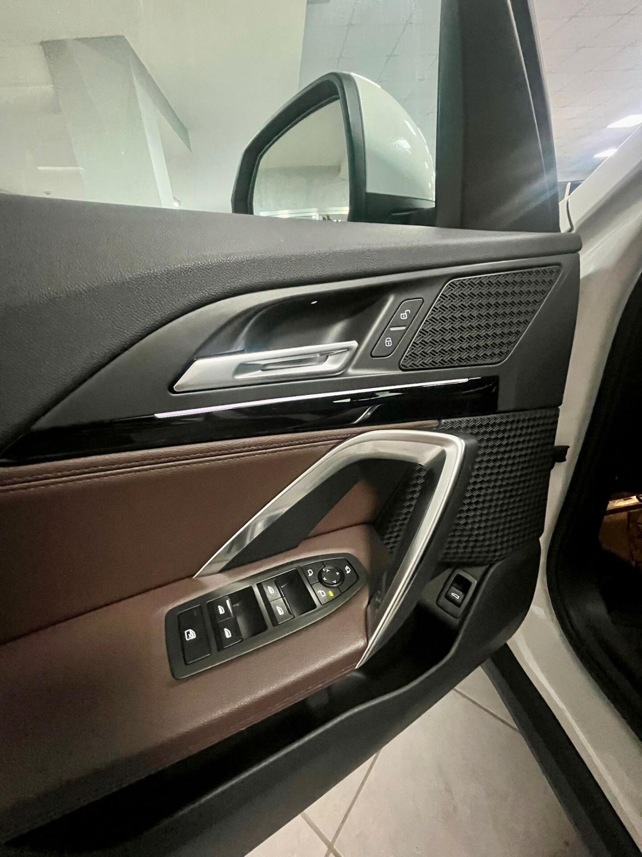 Bmw X1 sDrive 18d xLine ESSENCE EDITION