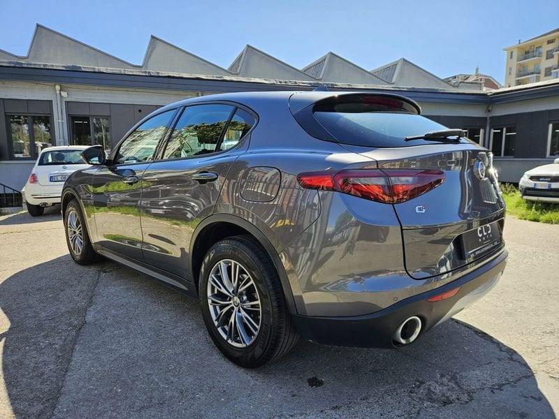 Alfa Romeo Stelvio 2.2 Turbo Diesel 210CV AT8 Q4 Business