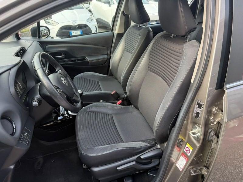 Toyota Yaris Yaris 5p 1.0 Lounge my16