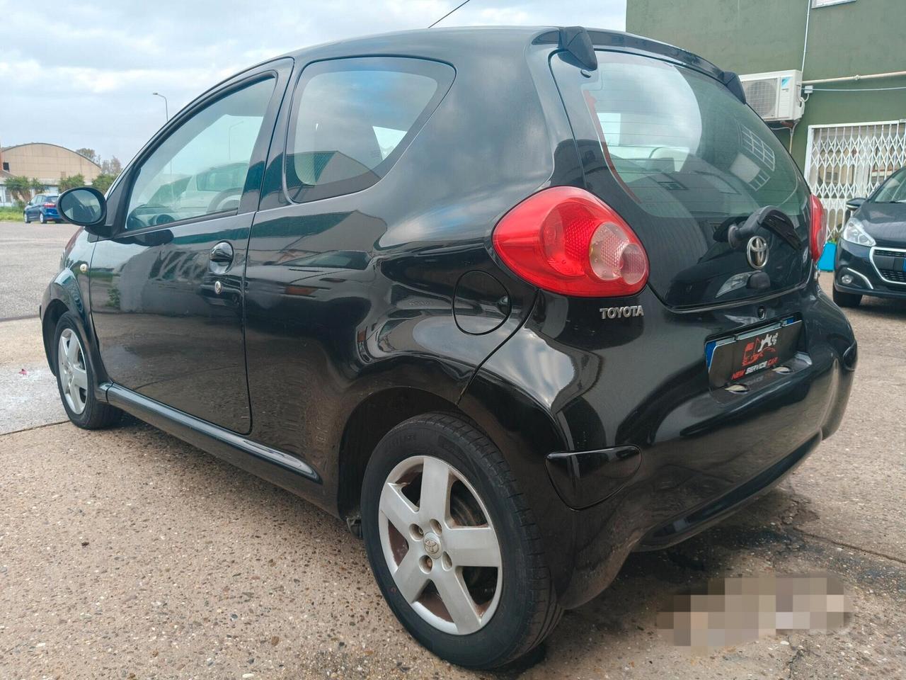 Toyota Aygo 1.0 benzina