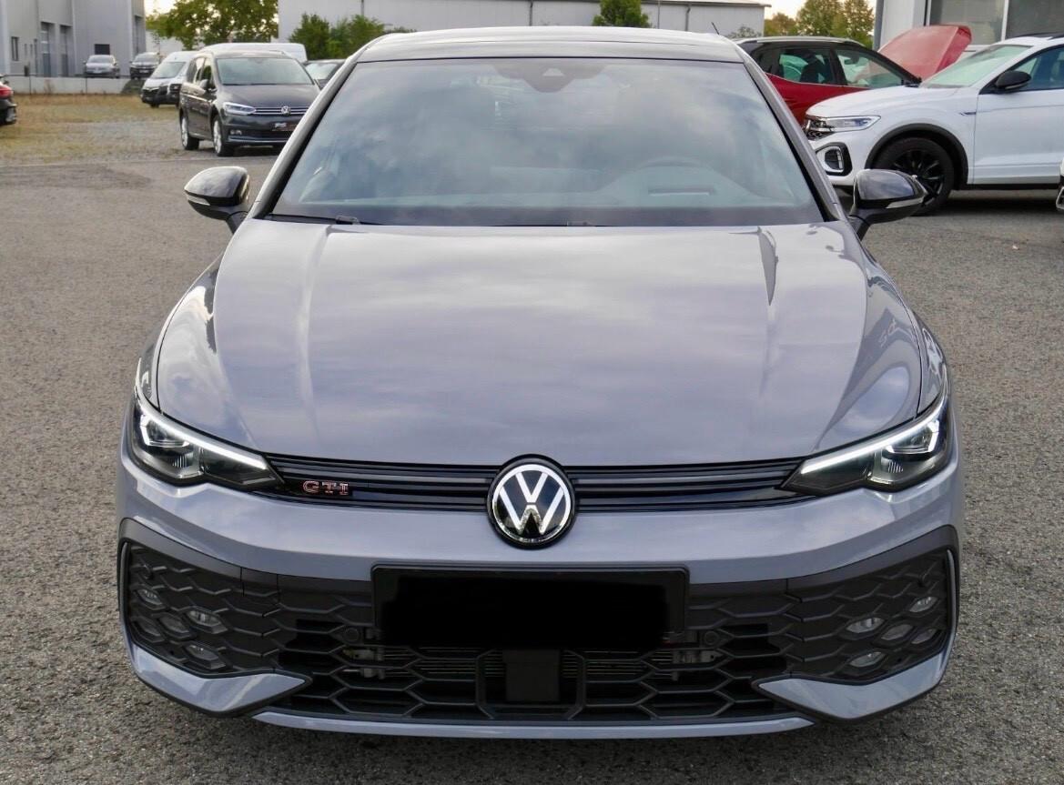 Volkswagen Golf VIII 2.0 TSI DSG GTI