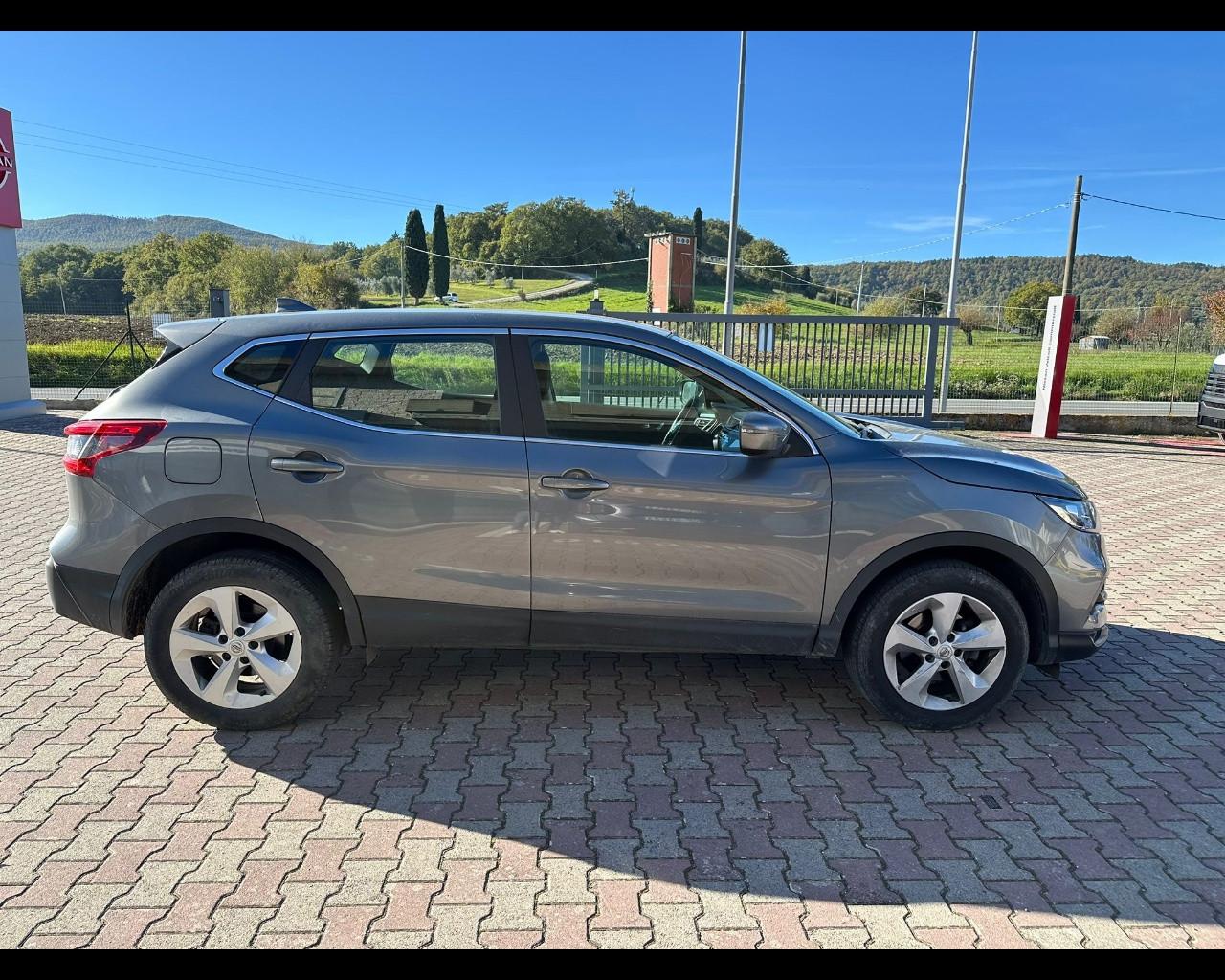 NISSAN Qashqai 1.3 dig-t Business 140cv