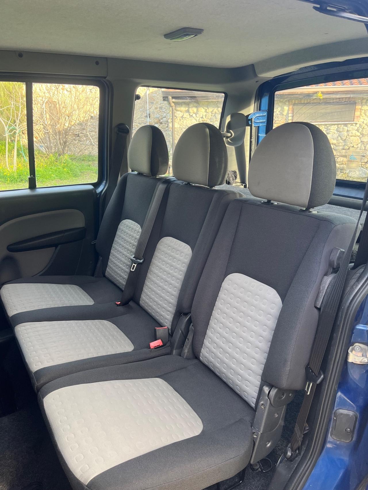 Fiat Doblo 1.9 MJT 120CV EURO4 POCHI KM DA VETRINA LEGGI