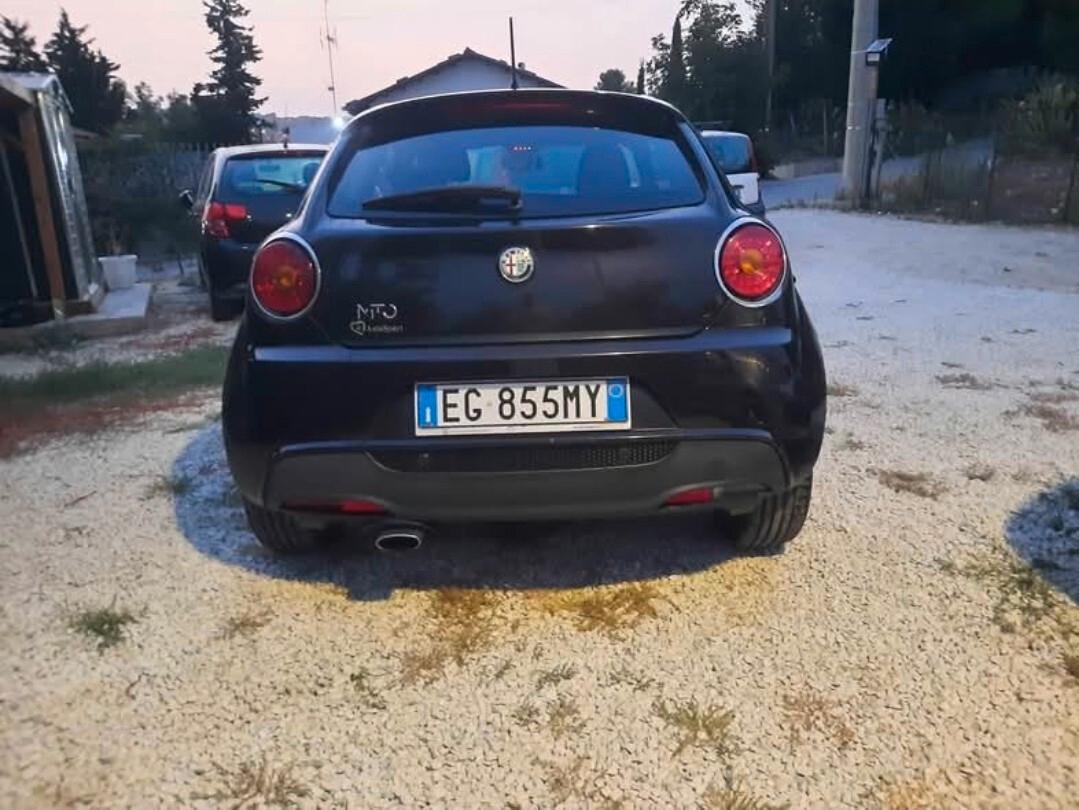 Alfa Romeo MiTo 1.4 105 CV M.air S&S Distinctive Sport Pack