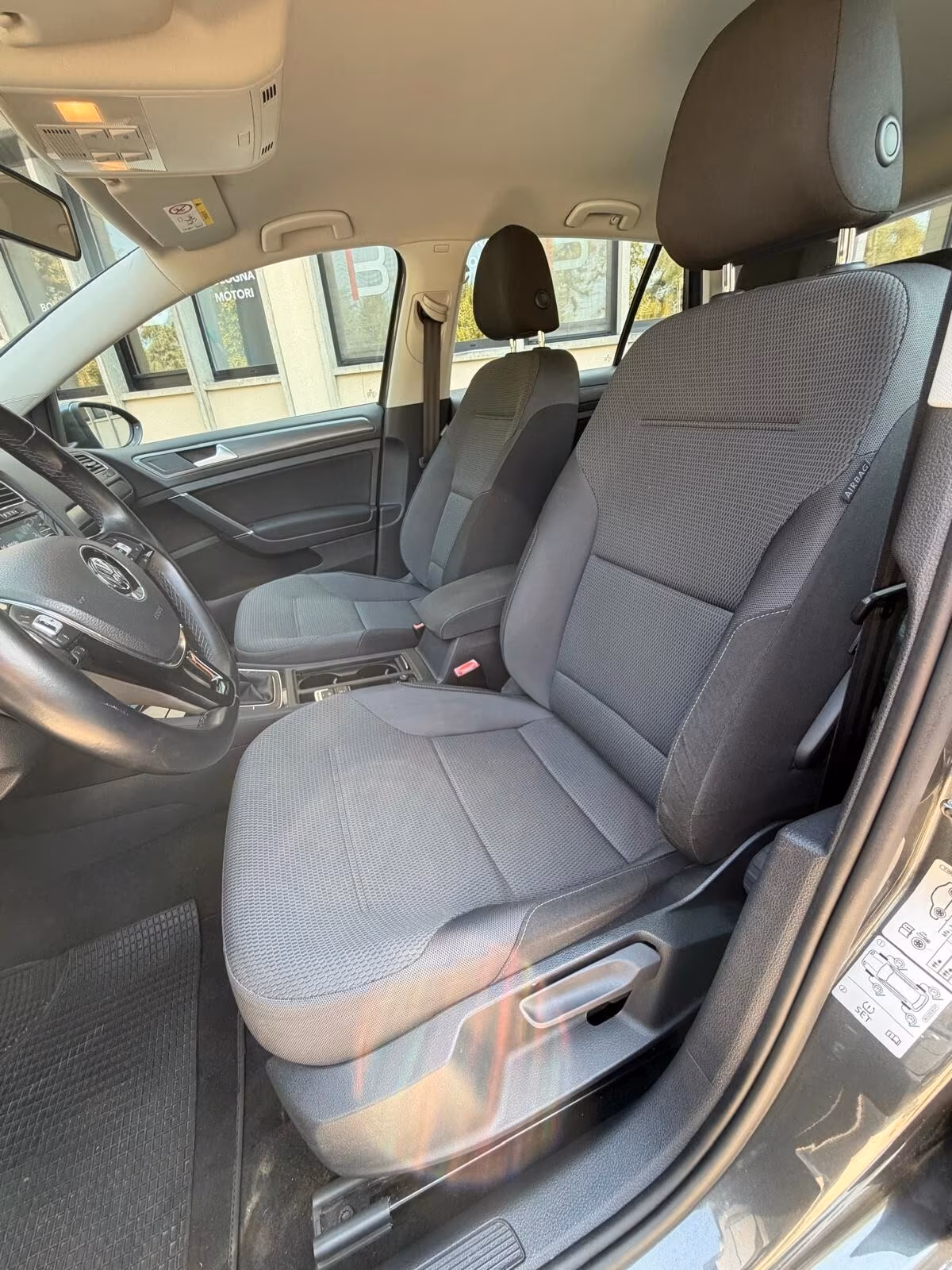 Volkswagen Golf 1.5 TGI 5p. Business BlueMotion Technology