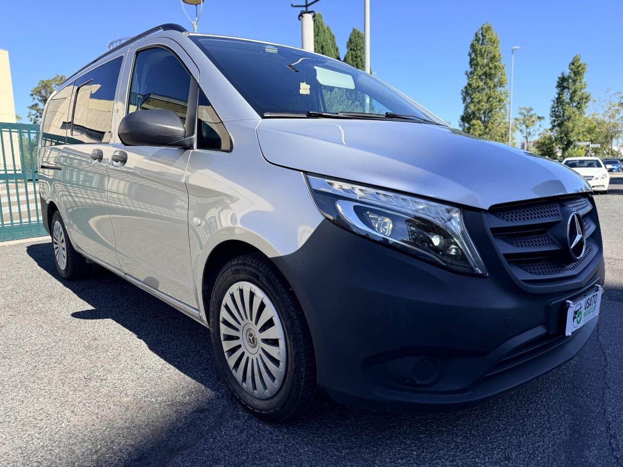 Mercedes Vito 2.0 190cv 9G AUTOCARRO 6 Posti