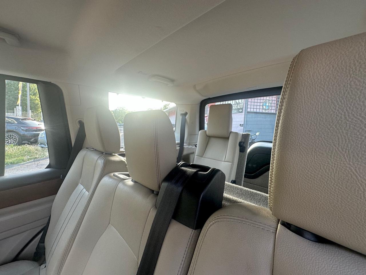 Land Rover Discovery 3.0 SDV6 249CV HSE Service Ufficiali Land Rover 7 posti Permute Rate e Poss. Finanziamenti
