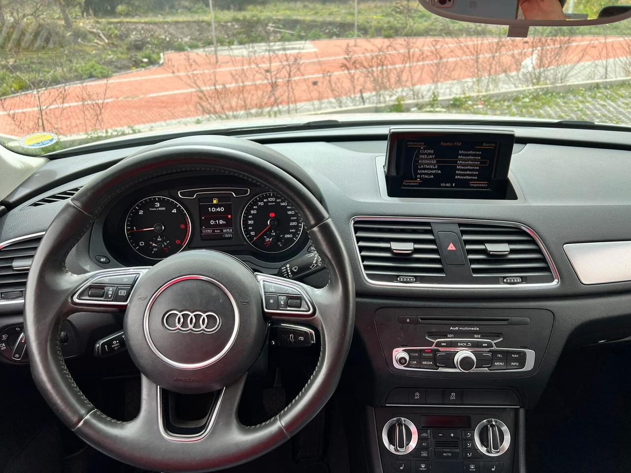 Audi Q3 2.0TDI CONDIZIONI DA VETRINA FULL 2014