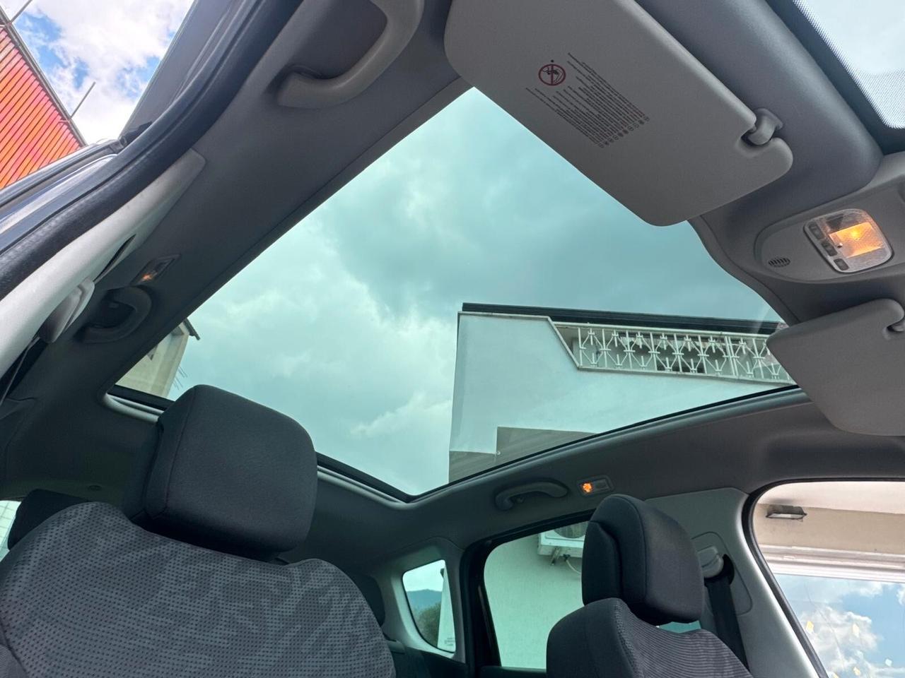 Peugeot 3008 HYbrid4 Garanzia