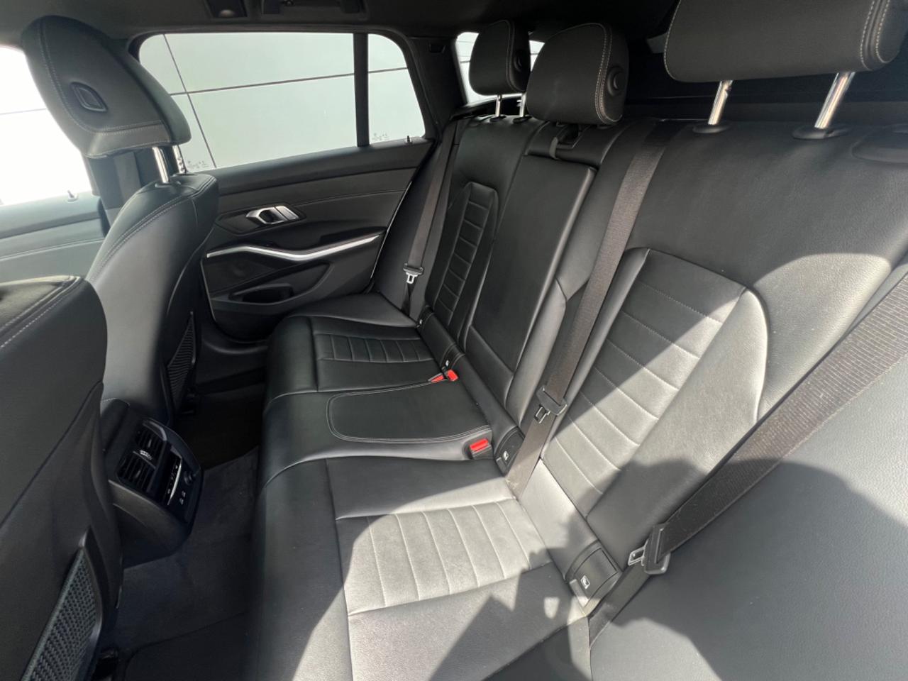 BMW 320 d Touring Luxury auto