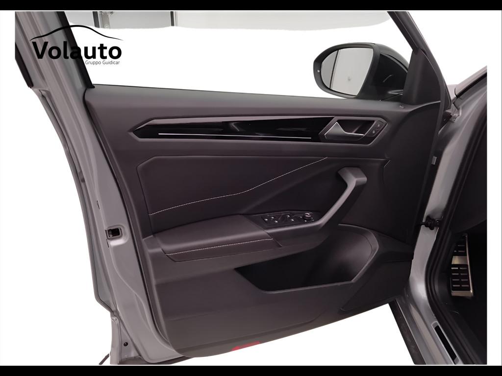 VOLKSWAGEN T-Roc 2022 - T-Roc 1.5 tsi R-Line