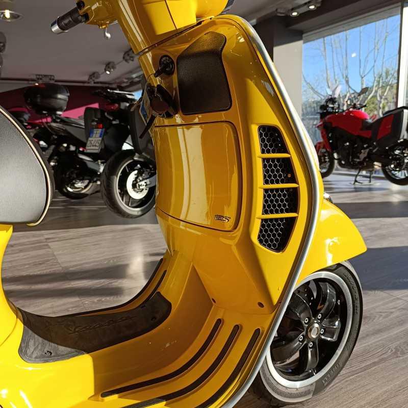 Vespa GTS 125 Super - 2021